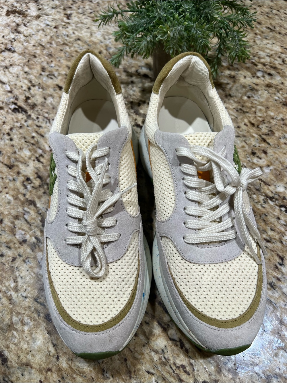Tory Burch Good Luck Trainer Ivory Cream Vibrant Green w/ Speckles Sneakers 10 - Picture 3 of 11